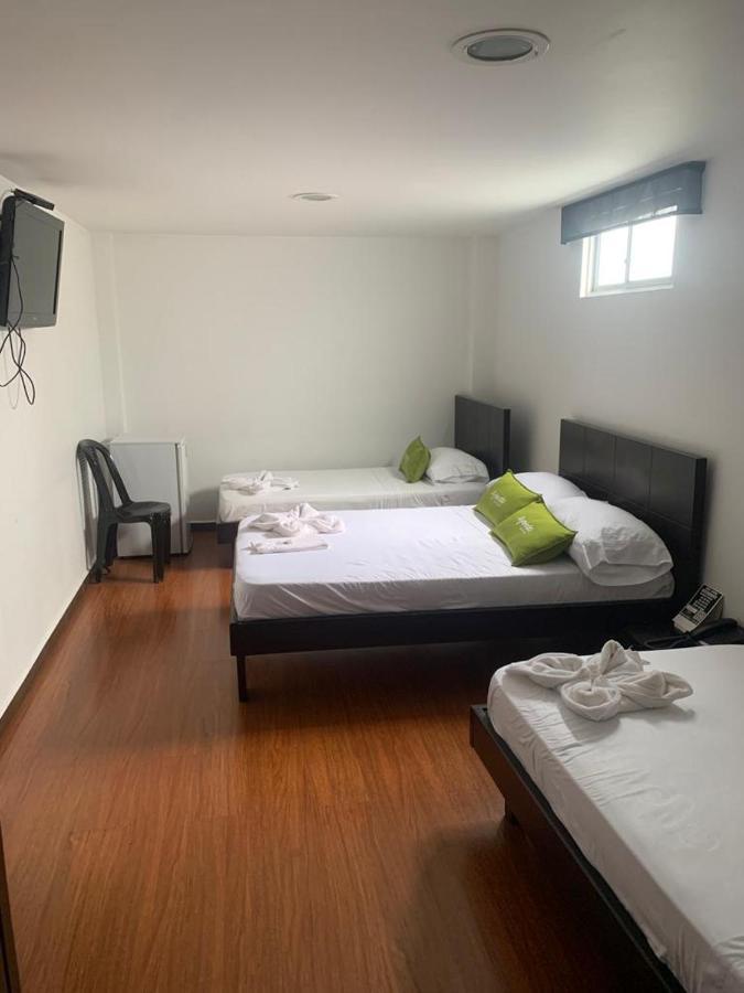 Hotel Castellon Plaza 佩雷拉 外观 照片